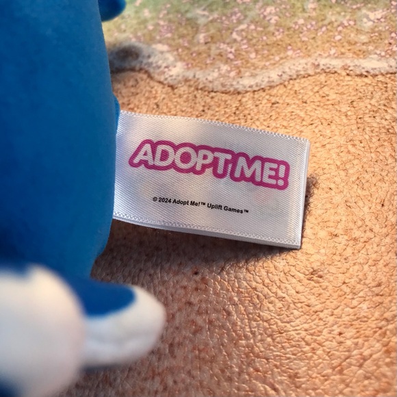 8” Squishmallow Adopt Me! - Picture 7 of 10